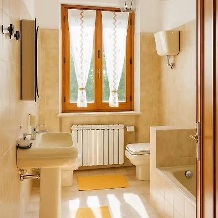 Casa Mia -per Sentirti A Casa Tua - Giardino, Parcheggio E Jacuzzi 度假居 *