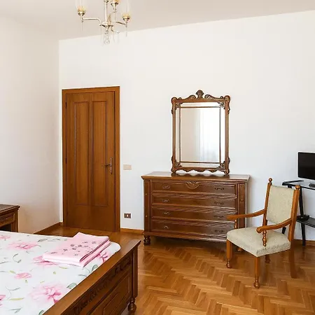 Casa Mia -per Sentirti A Casa Tua - Giardino, Parcheggio E Jacuzzi Сasa de vacaciones Perugia