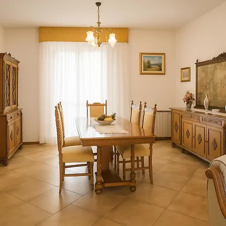 Casa Mia -per Sentirti A Casa Tua - Giardino, Parcheggio E Jacuzzi