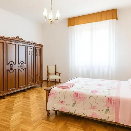 Casa Mia -per Sentirti A Casa Tua - Giardino, Parcheggio E Jacuzzi *